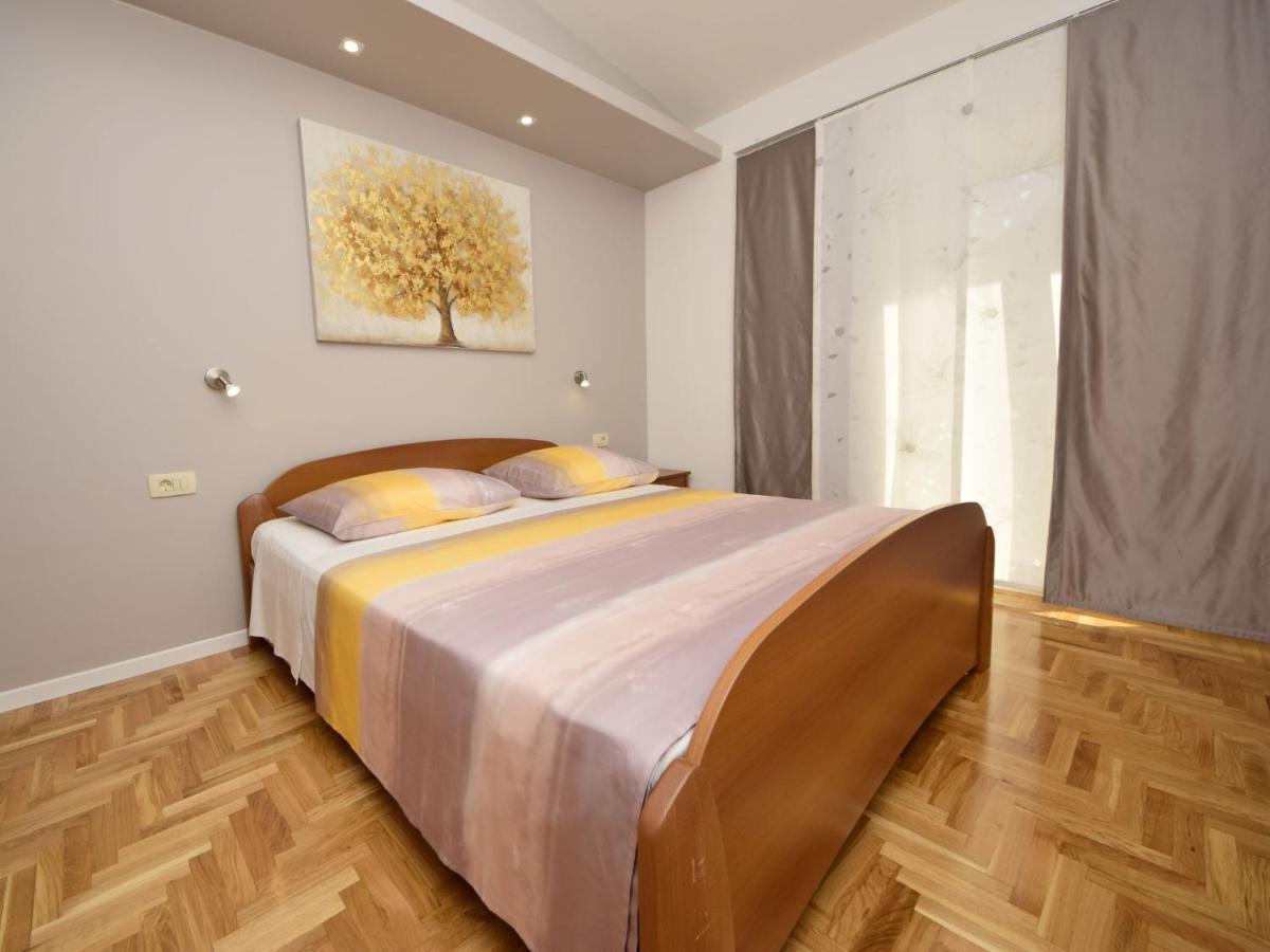 Apartment Mornar-2 By Interhome Трогір Екстер'єр фото